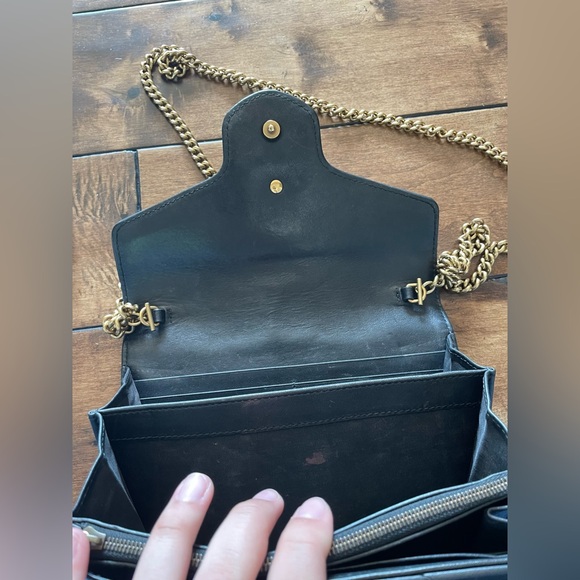 Authentic Gucci Marmont GG Chevron Quilted Leather Black Bag - Picture 8 of 16